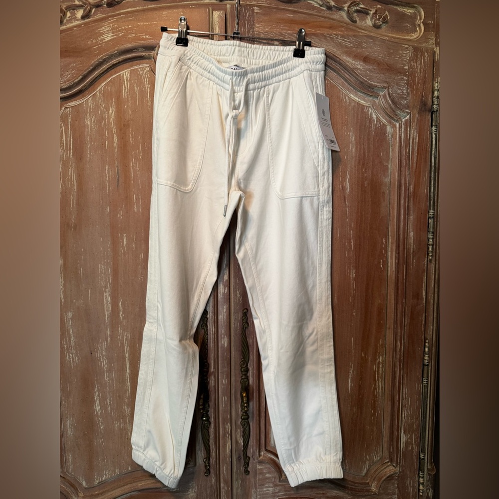 ‼️New Athleta Farallon Cream Jogger Pants